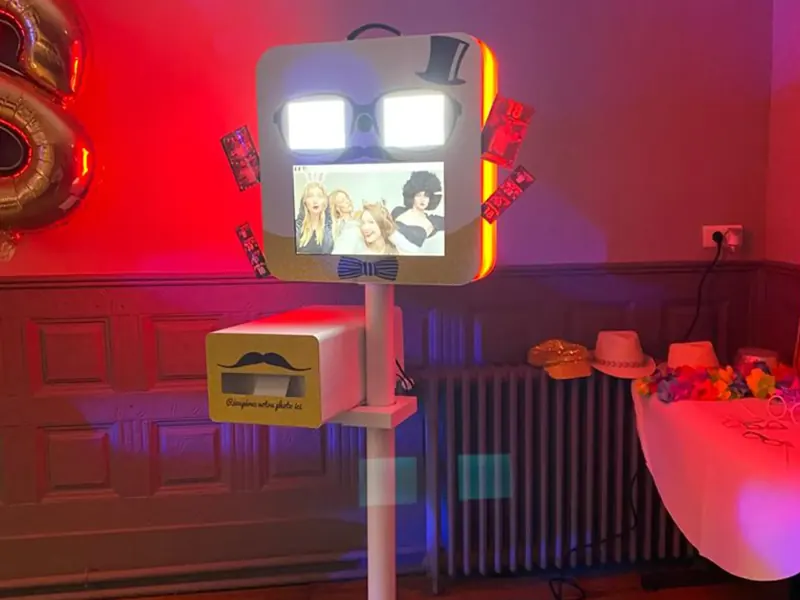 Borne à selfie DJ Mam's - Photobooth pour mariage et événement